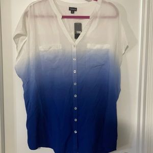 Torrid ombre blue white button up shirt. NWT